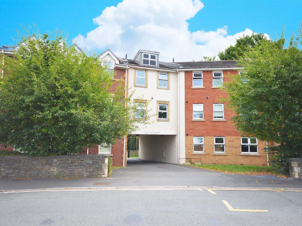 2 bed flat for sale in Wick Road, Brislington, Bristol BS4 Zoopla