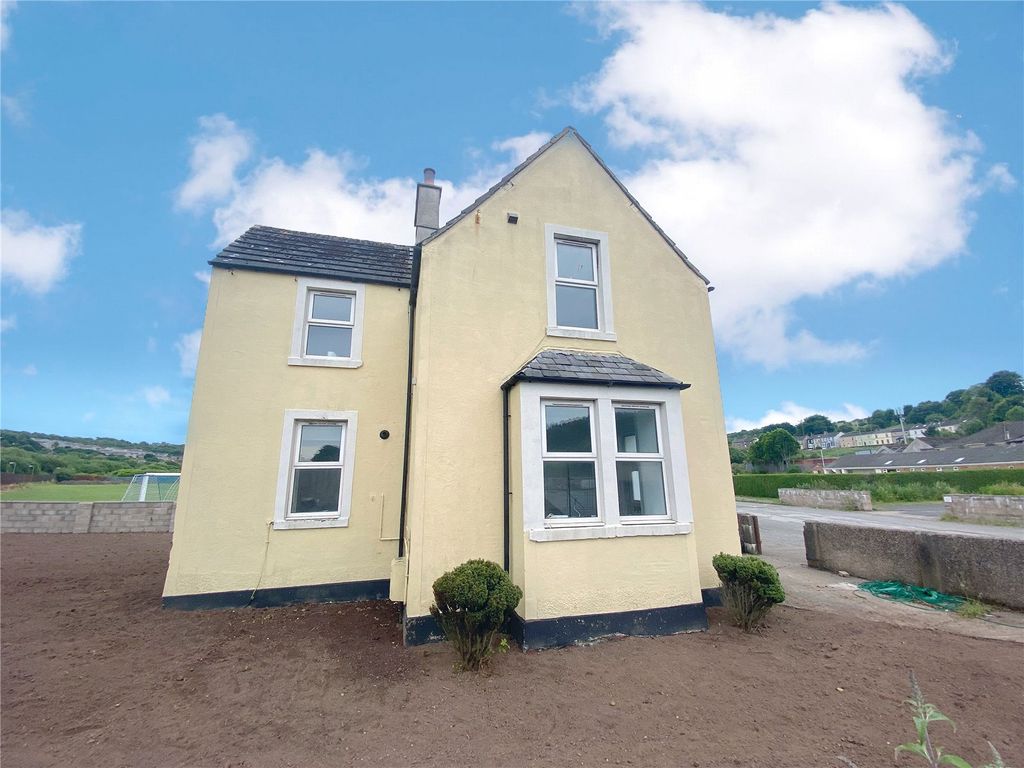3 bed detached house to rent in Coach Road, Whitehaven, Cumbria CA28