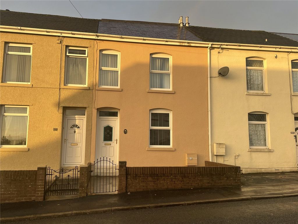 3 bed terraced house for sale in Heol Y Meinciau, Pontyates, Llanelli