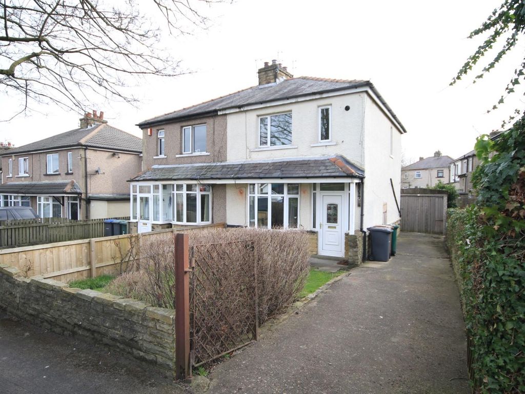 3 bed semidetached house for sale in Low Ash Crescent, Wrose, Shipley