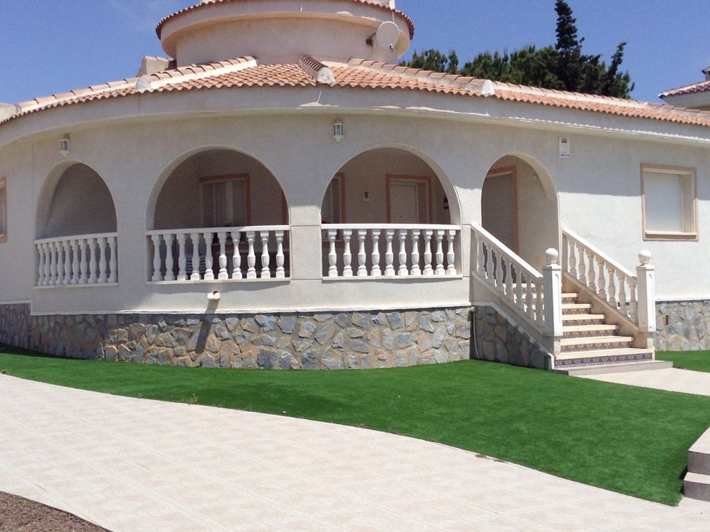 3 bed villa for sale in Quesada, Alicante, Spain, £333,231 Zoopla