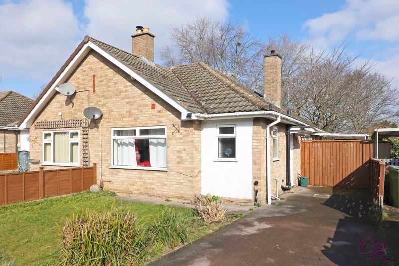 2 bed bungalow for sale in Kingsmead Close, Cheltenham GL51 Zoopla