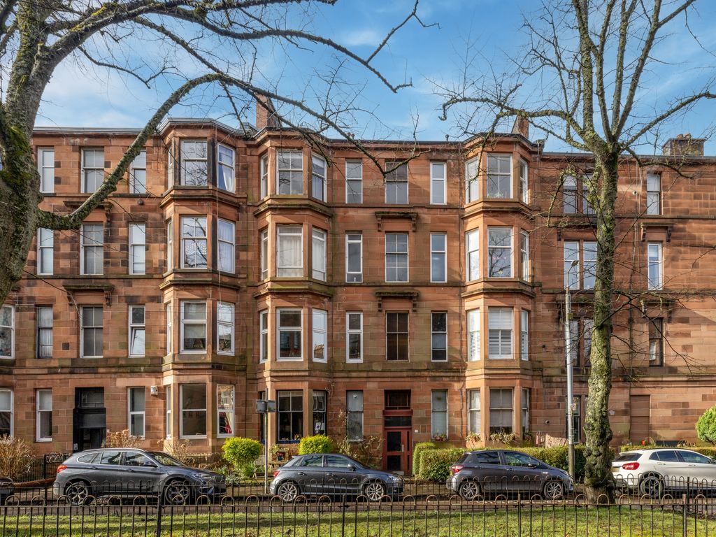 2 bed flat for sale in Dudley Drive, Glasgow G12, £205,000 Zoopla