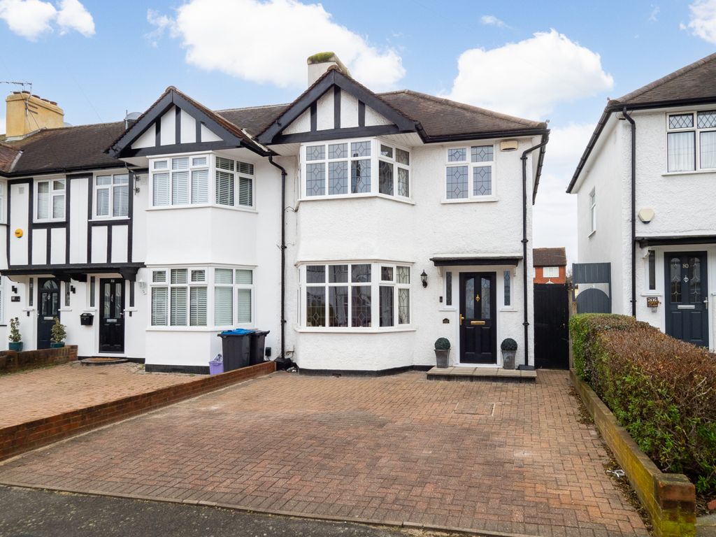 3 bed end terrace house for sale in Rutland Drive, Morden SM4 Zoopla