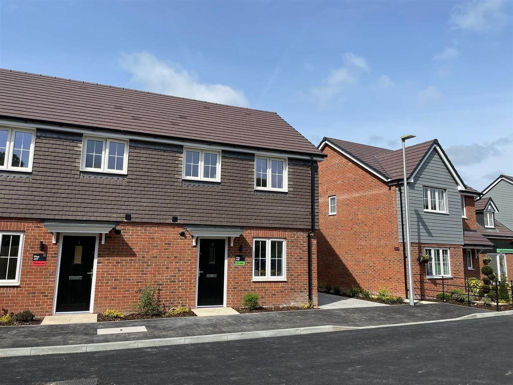 New home, 2 bed semidetached house for sale in Woodlark Way, Finchwood