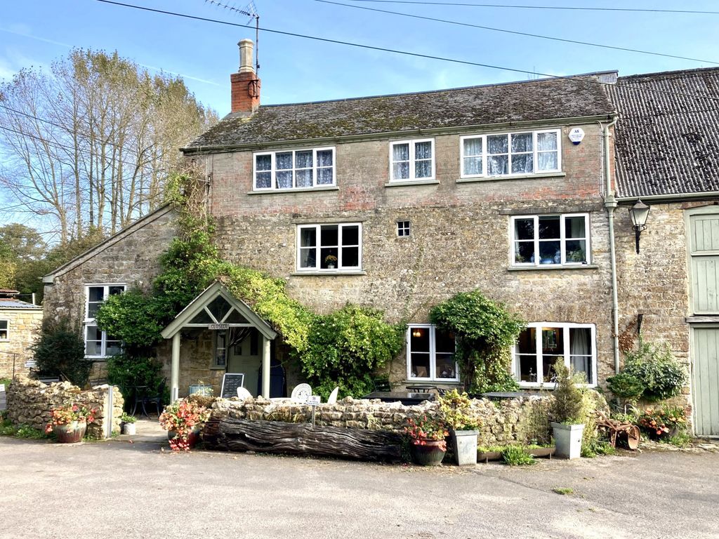 Restaurant/cafe for sale in Bridport, Dorset DT6, £19,500 Zoopla