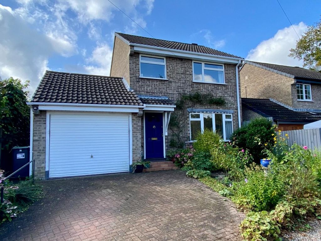 3 bed detached house for sale in Yokecliffe Avenue, Wirksworth, Matlock