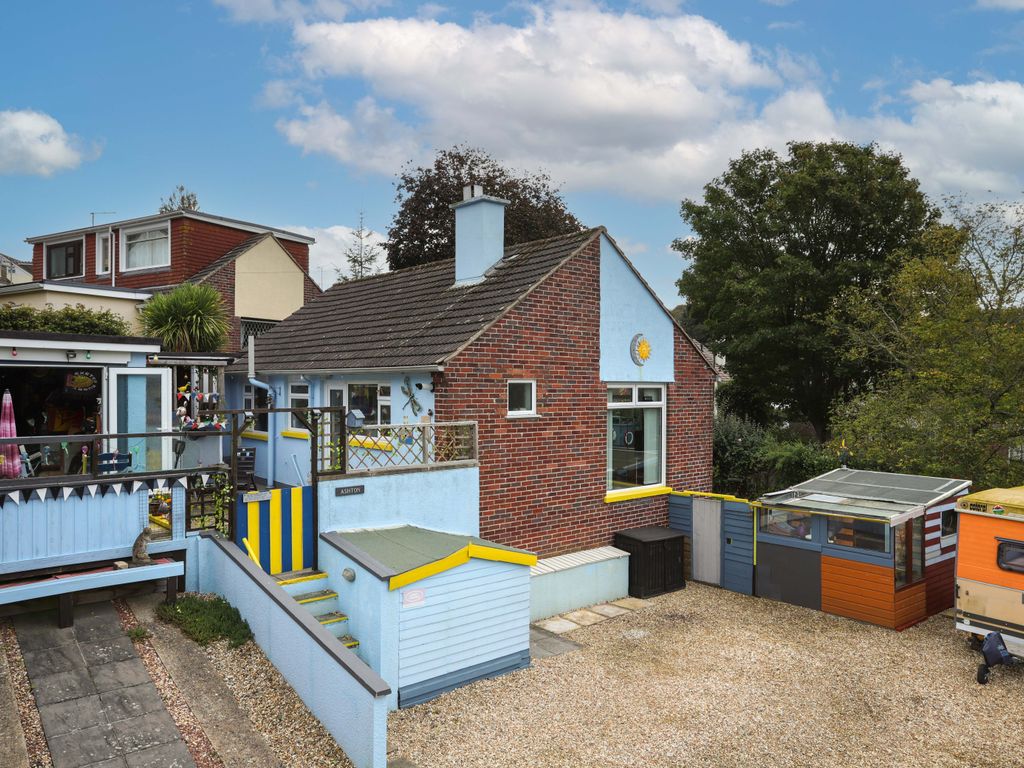 2 bed detached bungalow for sale in Newtake Rise, Newton Abbot TQ12, £