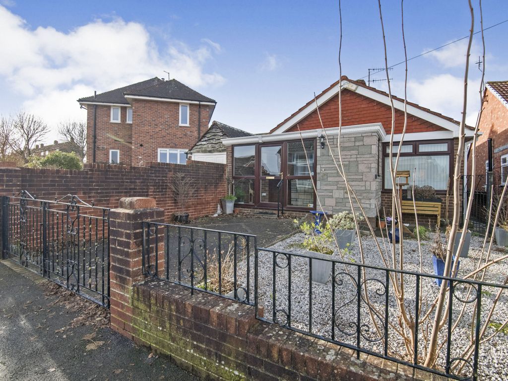 2 bed bungalow for sale in Surbiton Crescent, Exeter EX4 Zoopla