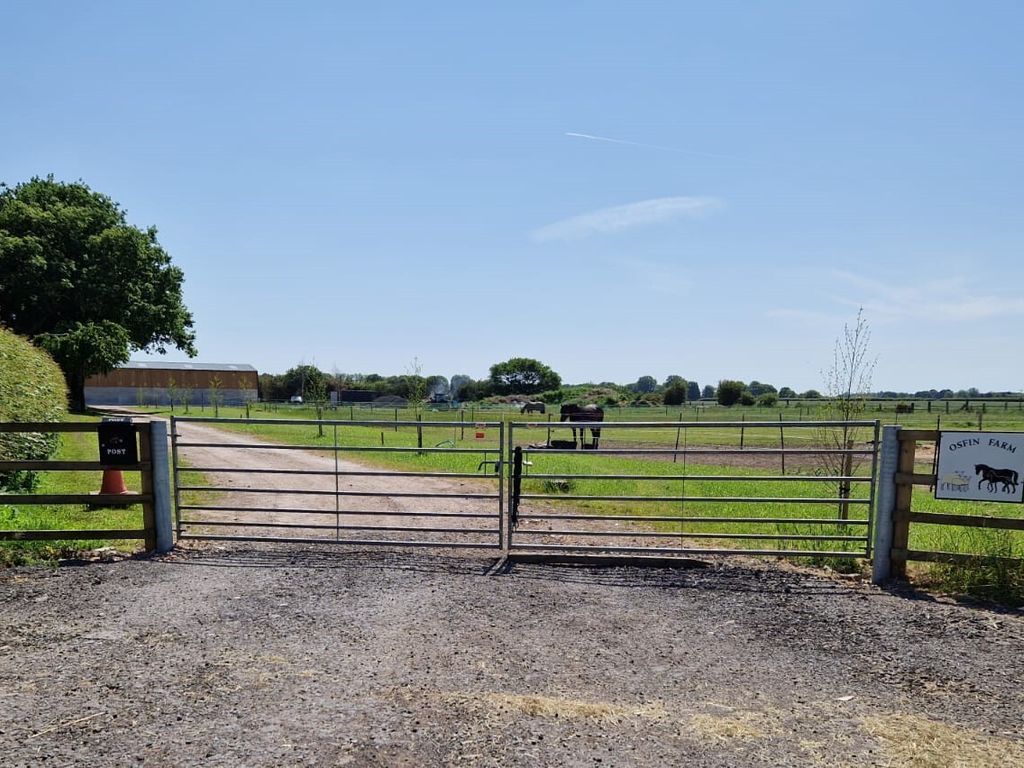 Land for sale in Epworth Road (Osfin Farm), Sandtoft, Doncaster DN9, £