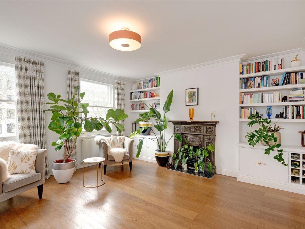 3 bed flat for sale in Mansfield Road, Hampstead Heath, London NW3, £