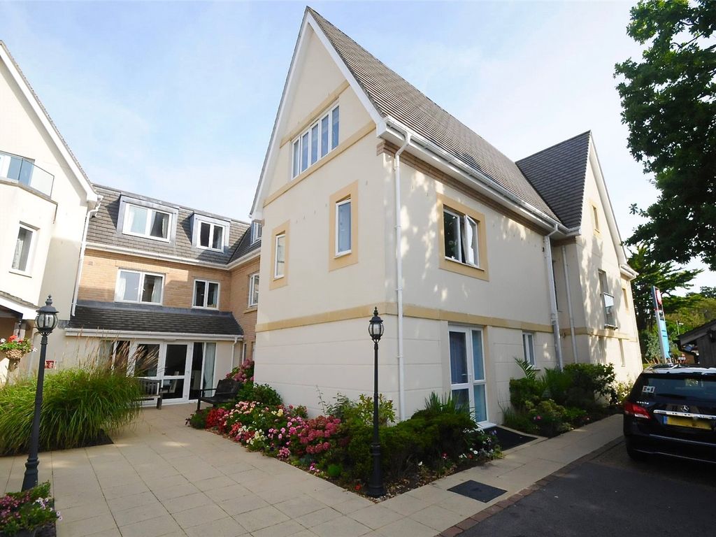 1 bed flat for sale in Sandbanks Road, Lilliput, Poole, Dorset BH14, £