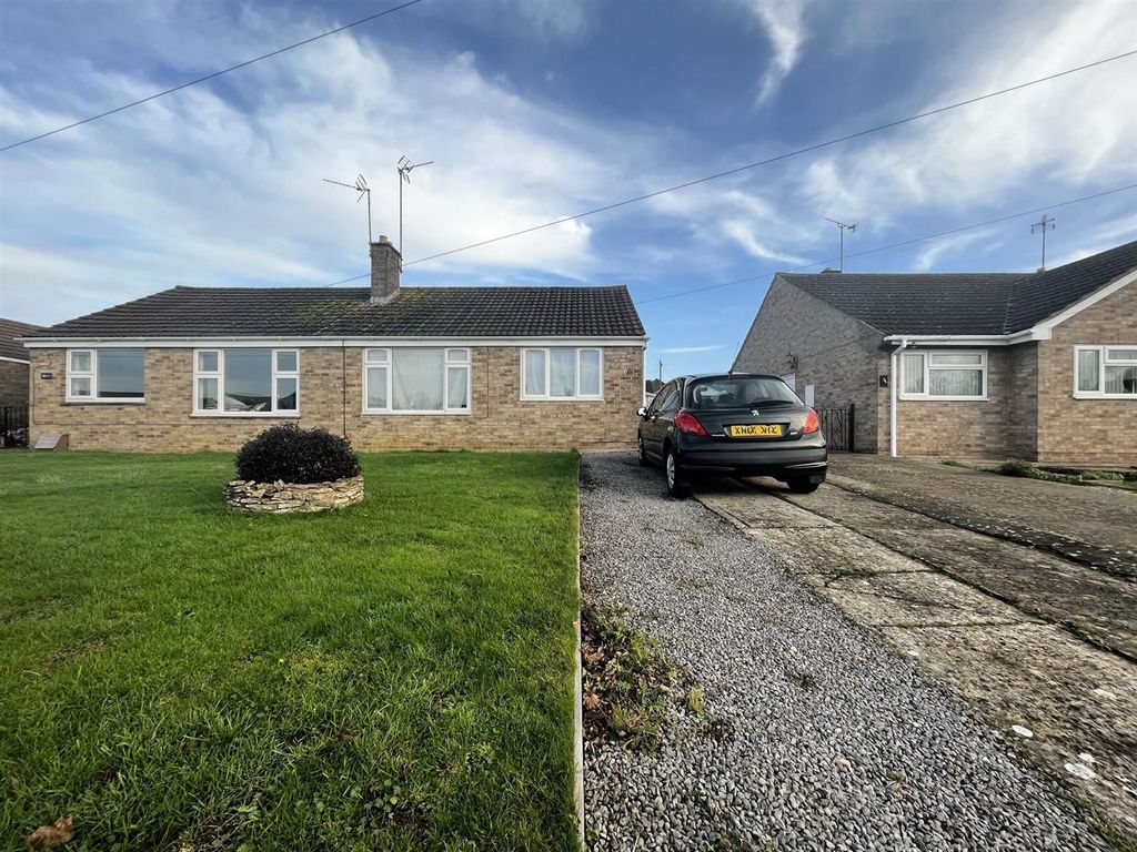 2 bed semi-detached bungalow for sale in Melbourne Drive, Stonehouse ...