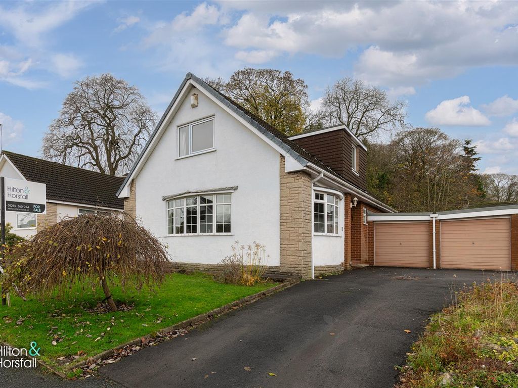 4 bed bungalow for sale in Bankfold, Barrowford, Nelson BB9 Zoopla