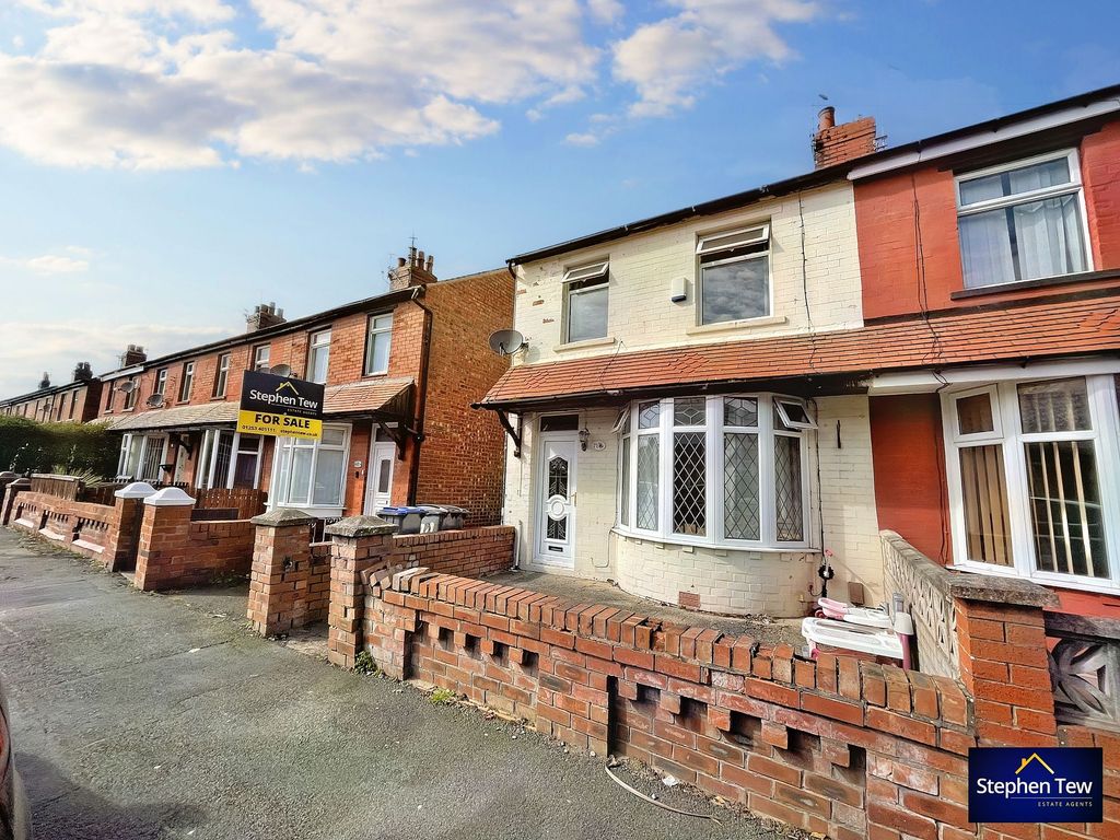 2 bed end terrace house for sale in Harcourt Road, Blackpool FY4 Zoopla