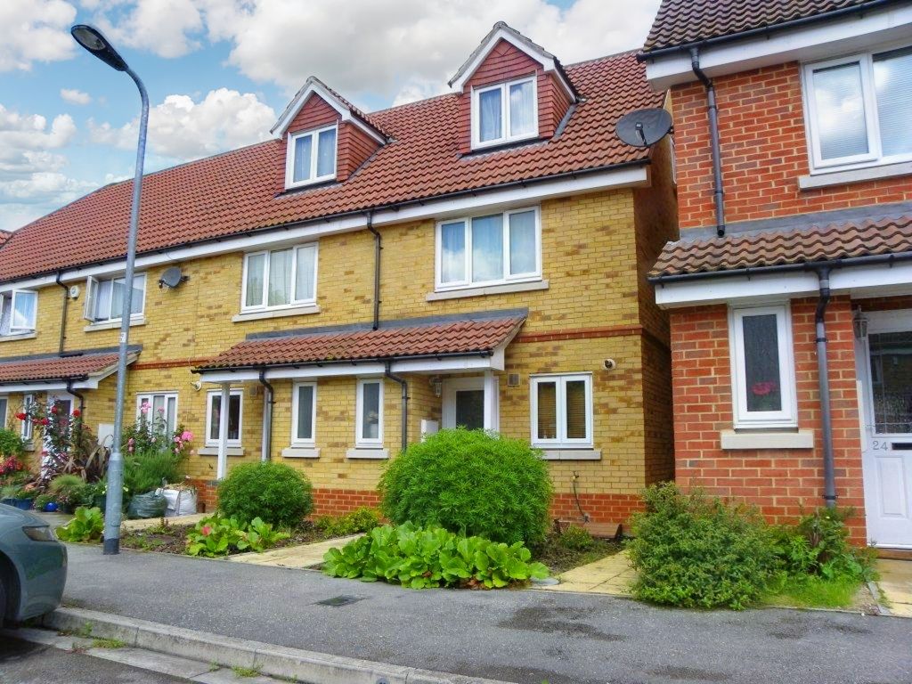 3 bed terraced house to rent in Buttercup Close, Northolt UB5 Zoopla