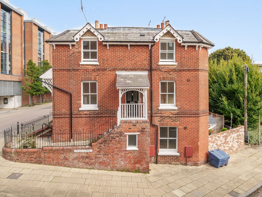 4 bed terraced house for sale in Tower Street, Winchester SO23, £