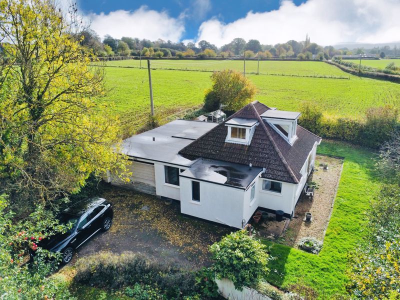 3 bed detached bungalow for sale in Nailsbourne, Taunton TA2 Zoopla