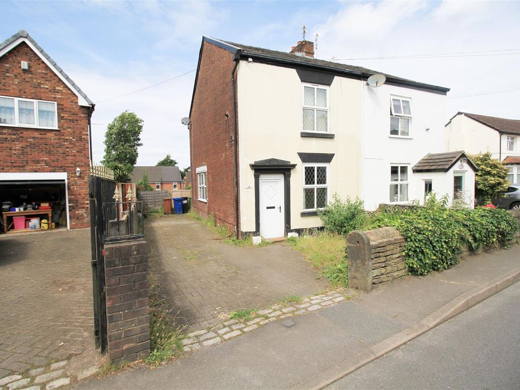 3 bed property for sale in Lane, Bredbury, Stockport SK6, £