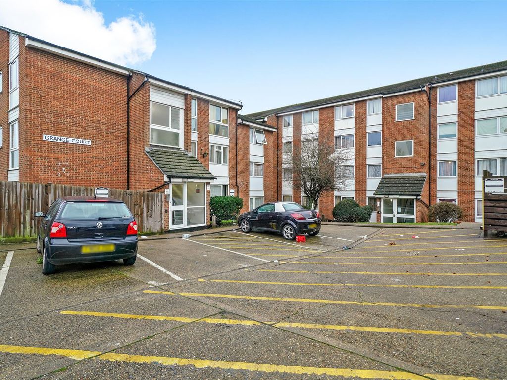 Birse Crescent, London NW10  