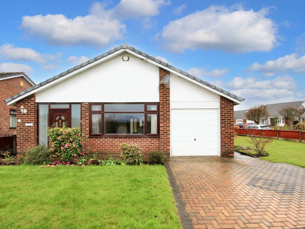 3 bed detached bungalow for sale in Fir Tree Lane, Burtonwood WA5, £