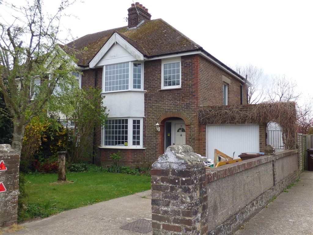 3 bed semidetached house to rent in Cornwall Road, Littlehampton BN17