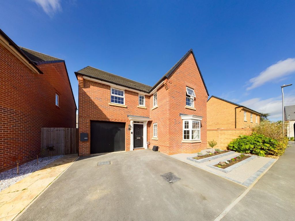 4 bed detached house for sale in Worley Way, Moulton, Northampton NN3 Zoopla
