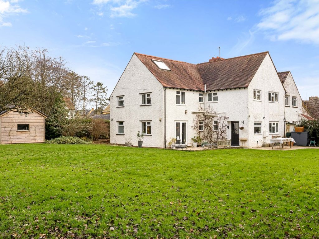 4 bed semidetached house for sale in Essex Place, BourtonOnTheWater