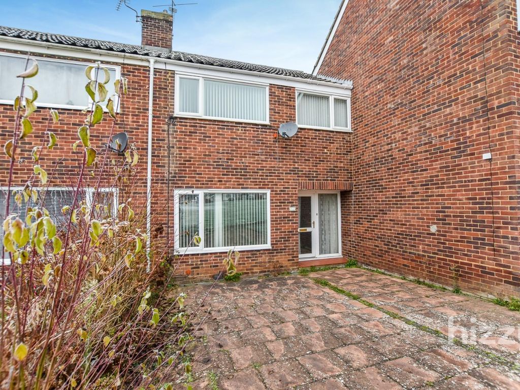 3 bed terraced house for sale in Clopton Gardens, Hadleigh, Ipswich IP7