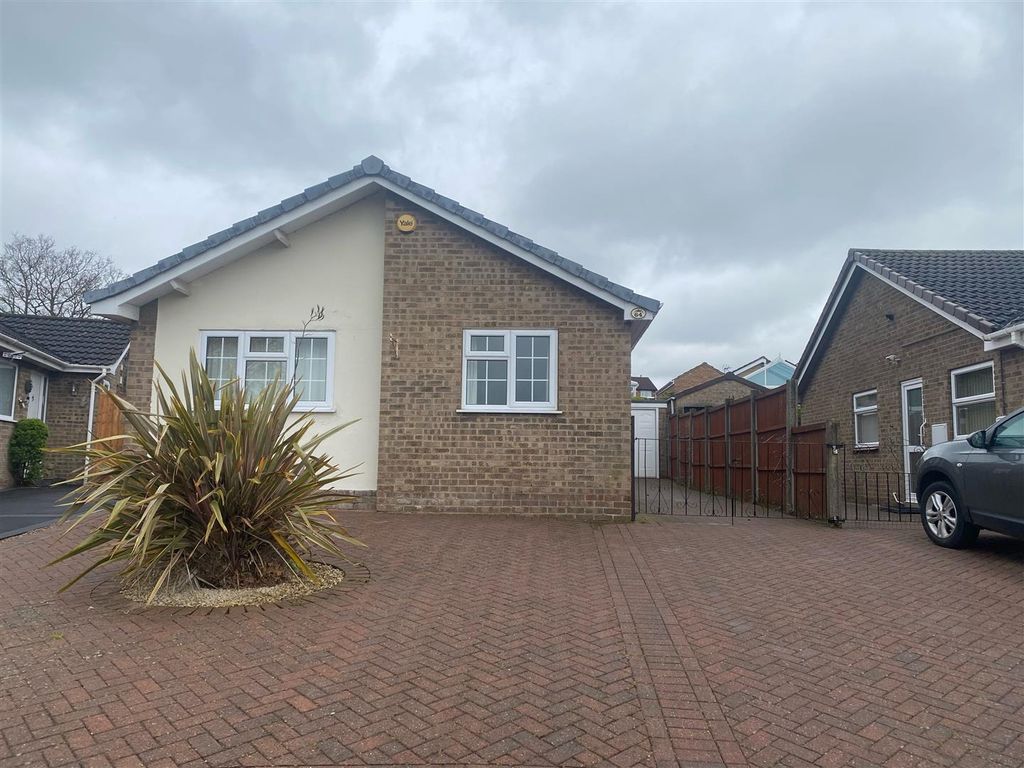 2 bed detached house for sale in Peveril Crescent, West Hallam