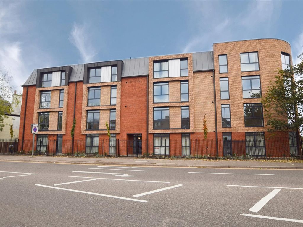 1 bed flat to rent in Cassio Road, Watford WD18 Zoopla