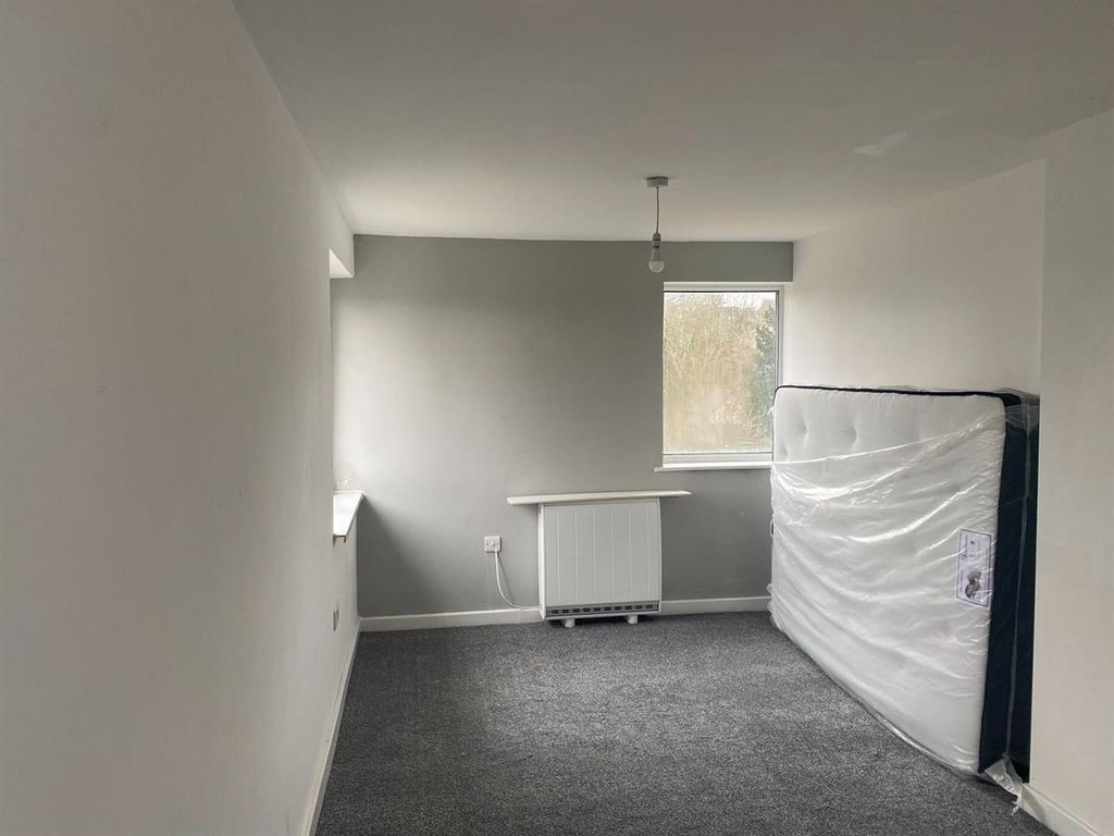 Studio to rent in Studio 5, The Spinney, Stow Park Avenue, Newport NP20