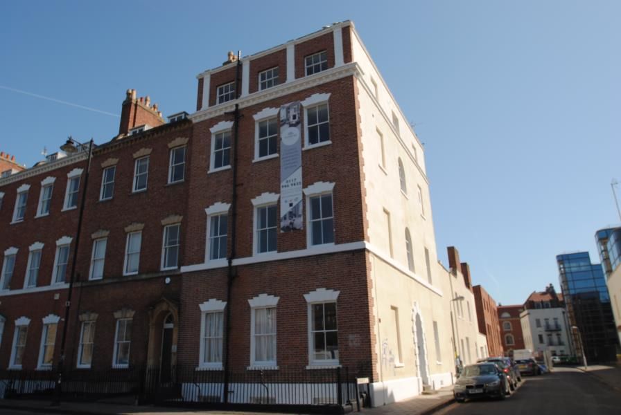 2 bed flat to rent in Brunswick Square, St. Pauls, Bristol BS2, £1,500
