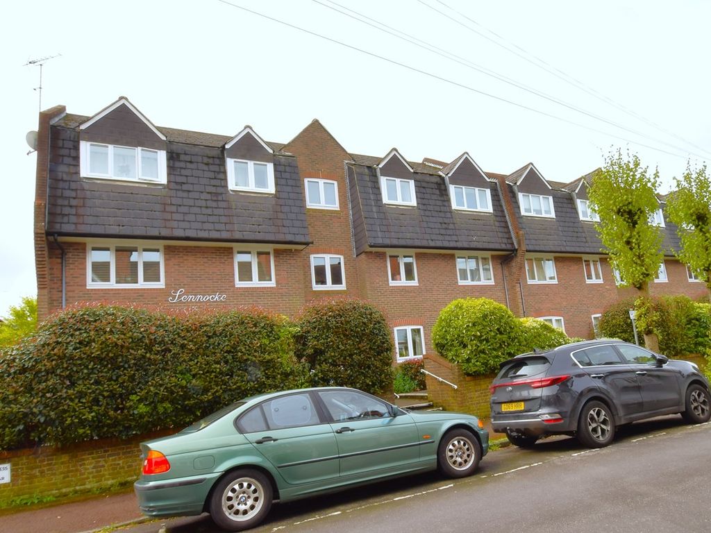 2 bed flat for sale in Lime Tree Walk, Sevenoaks TN13 Zoopla