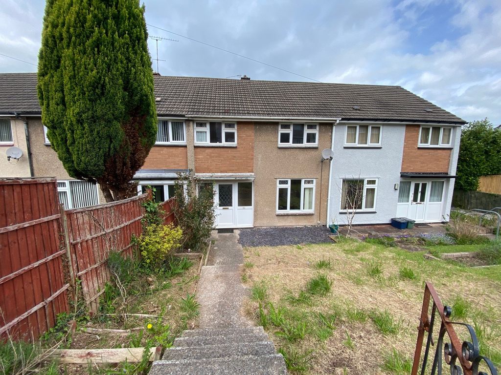 3 bed terraced house for sale in Lea Close, Bettws, Newport NP20 Zoopla