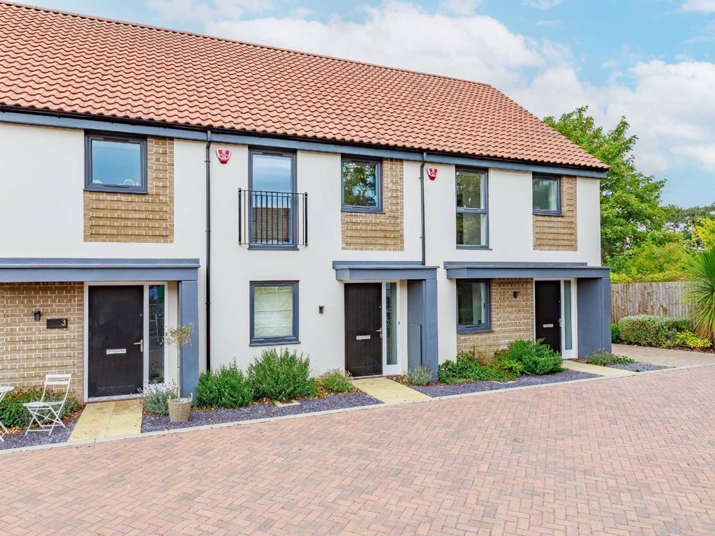 2 bed terraced house for sale in The Berries, Fishponds, Bristol BS16