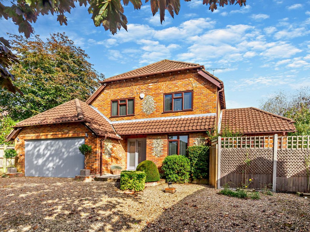 4 bed detached house for sale in Little Hill, Heronsgate, Chorleywood