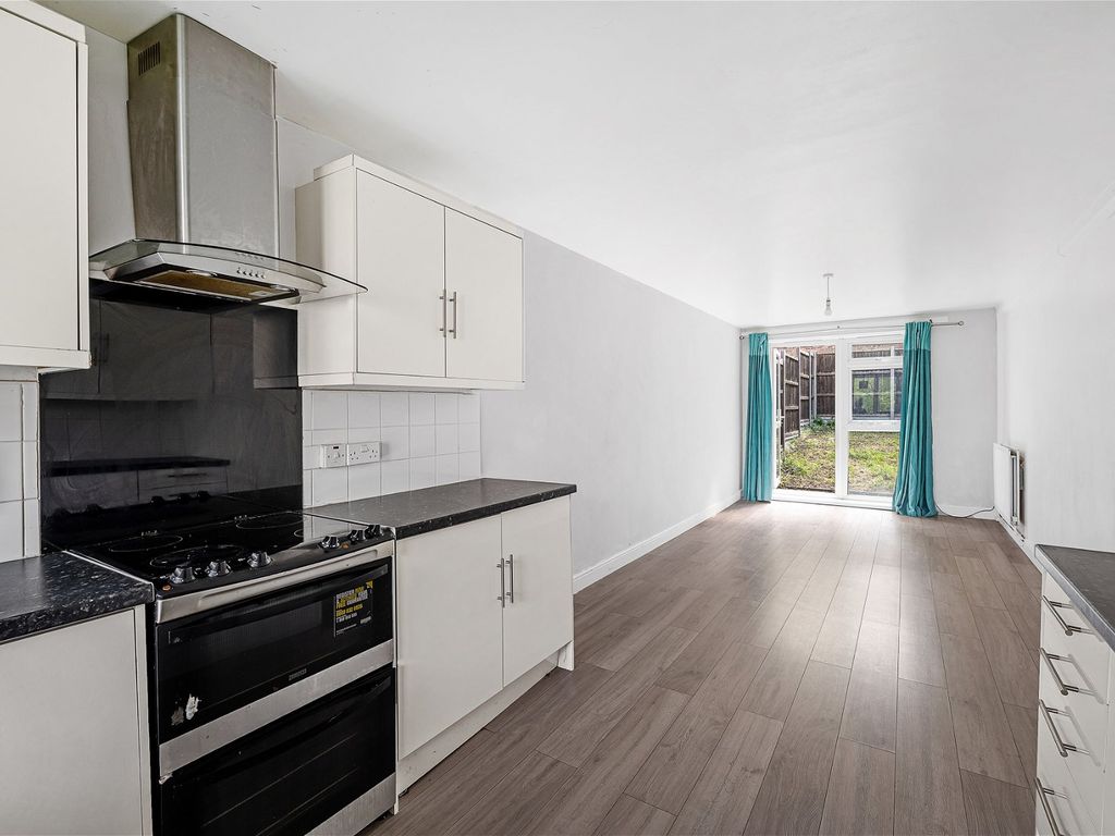 1 bed flat for sale in Gorman Road, London SE18 Zoopla