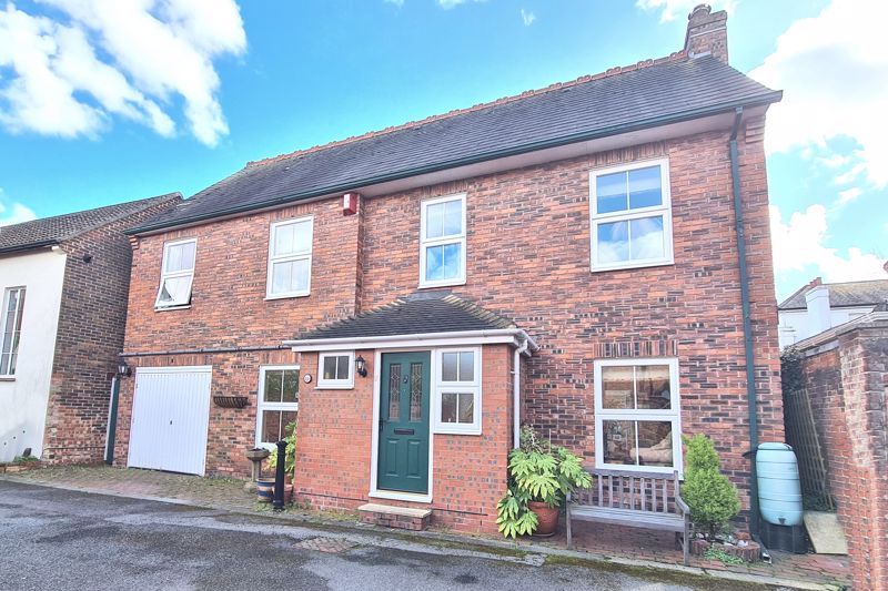 4 bed detached house for sale in Anglesey Arms Road, Alverstoke