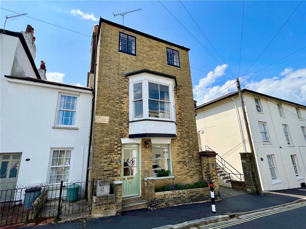 4 bed linkdetached house for sale in Nelson Place, Ryde, Isle Of Wight