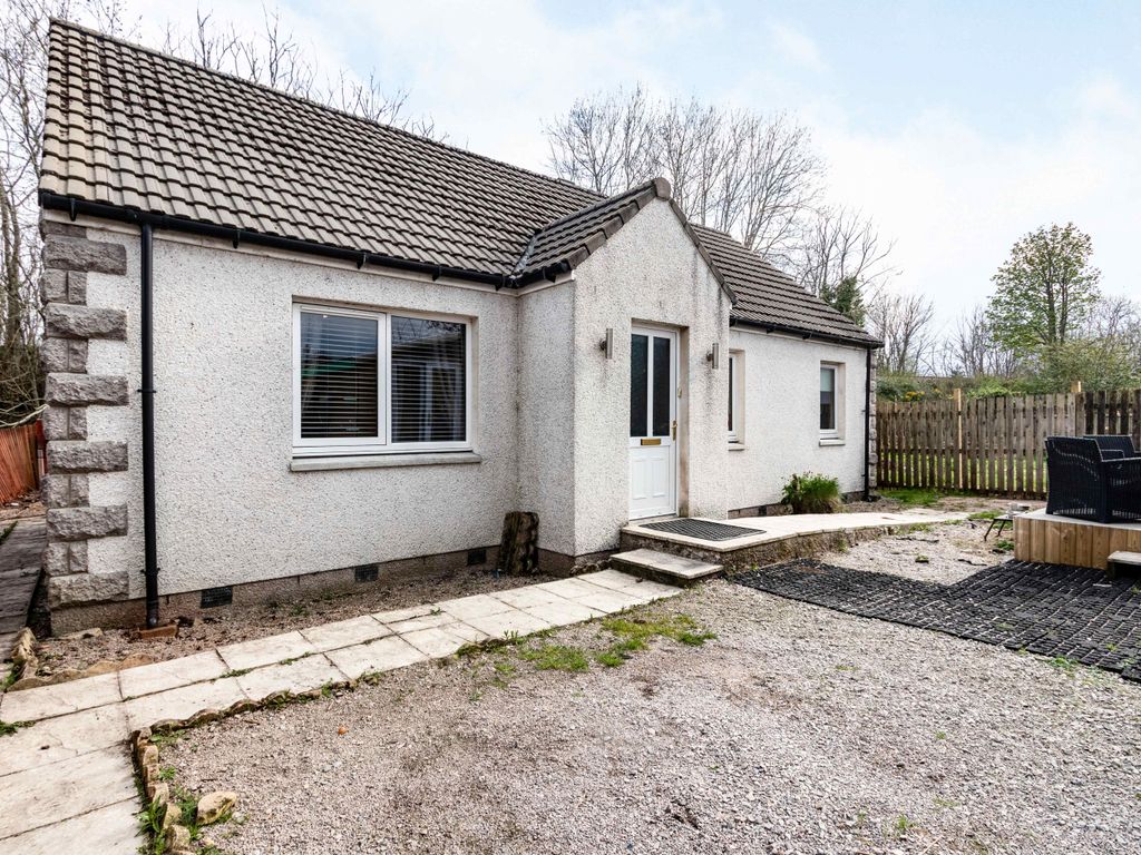 3 bed bungalow for sale in Novar Road, Alness IV17 Zoopla