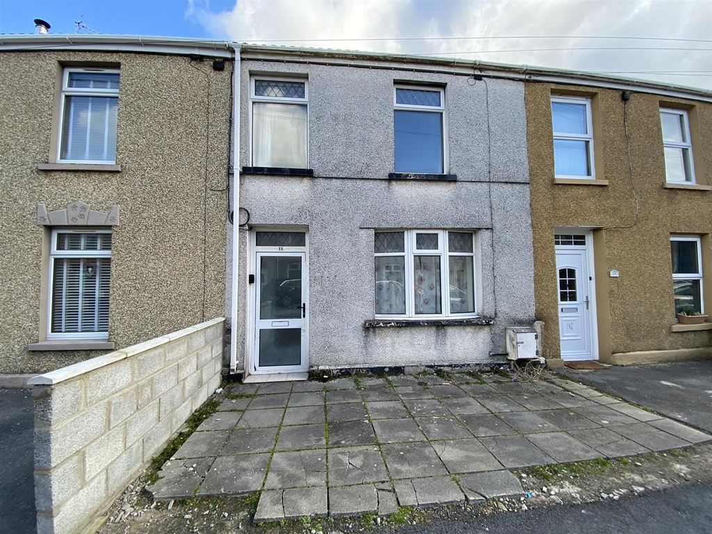 3 bed terraced house for sale in Maes Road, Llangennech, Llanelli SA14