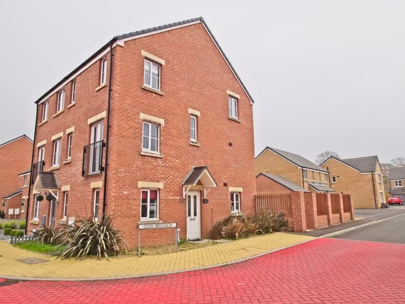 3 bed semidetached house for sale in 54 Maes Brynach, Brynmenyn