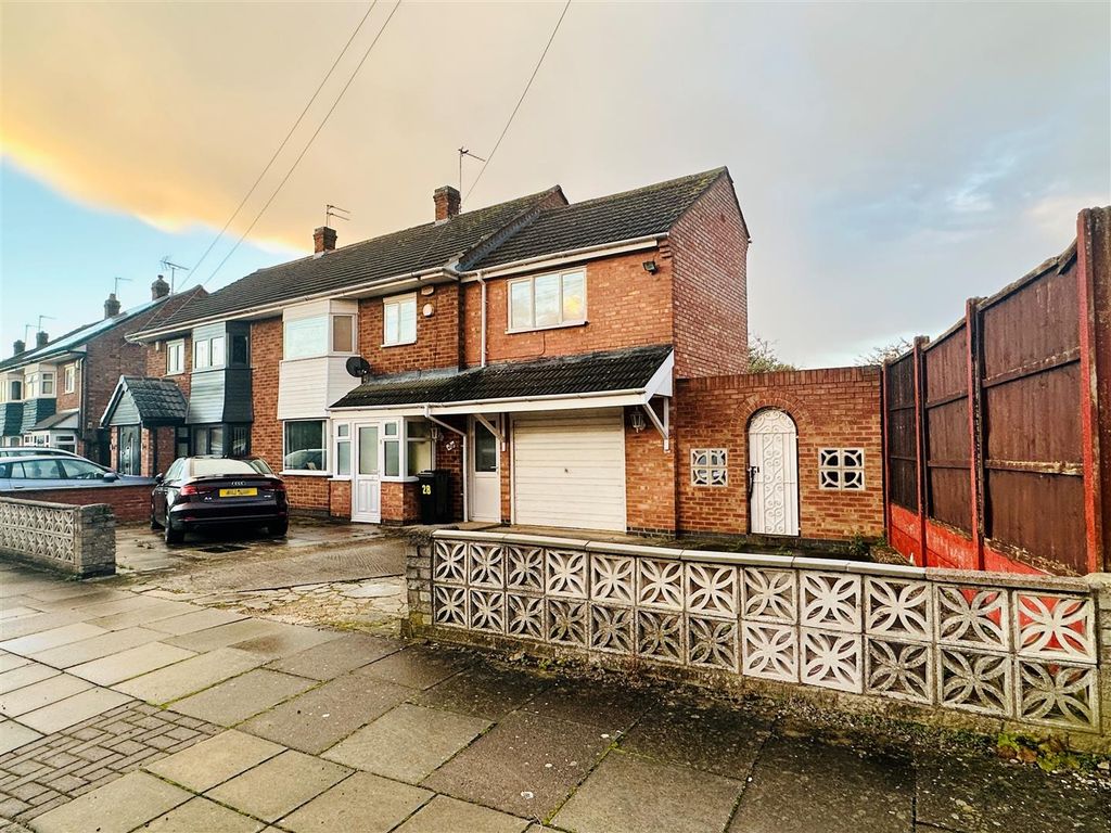 4 bed semidetached house for sale in Saltcoates Avenue, Rushey Mead, Leicester LE4, £385,000