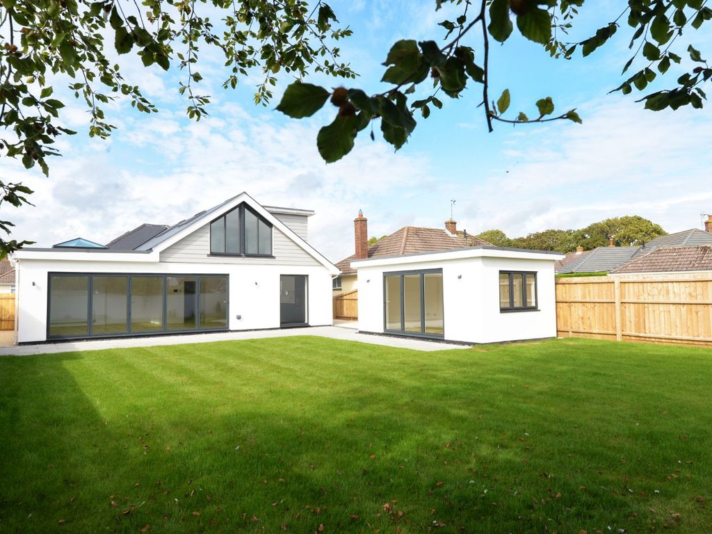4 bed detached house for sale in Fenleigh Close, Barton On Sea, New