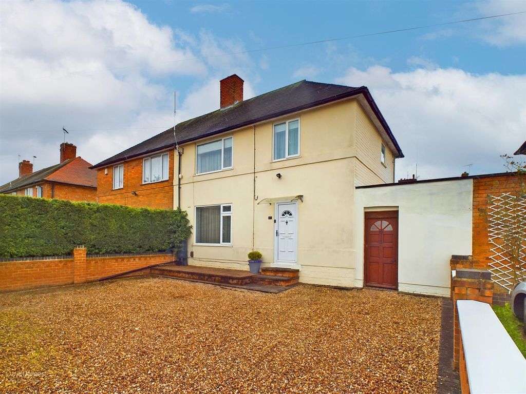 3 bed semidetached house for sale in Westleigh Road, Strelley