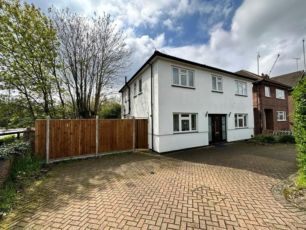 5 bed detached house for sale in Abercorn Road, Mill Hill NW7, £995,000 Zoopla