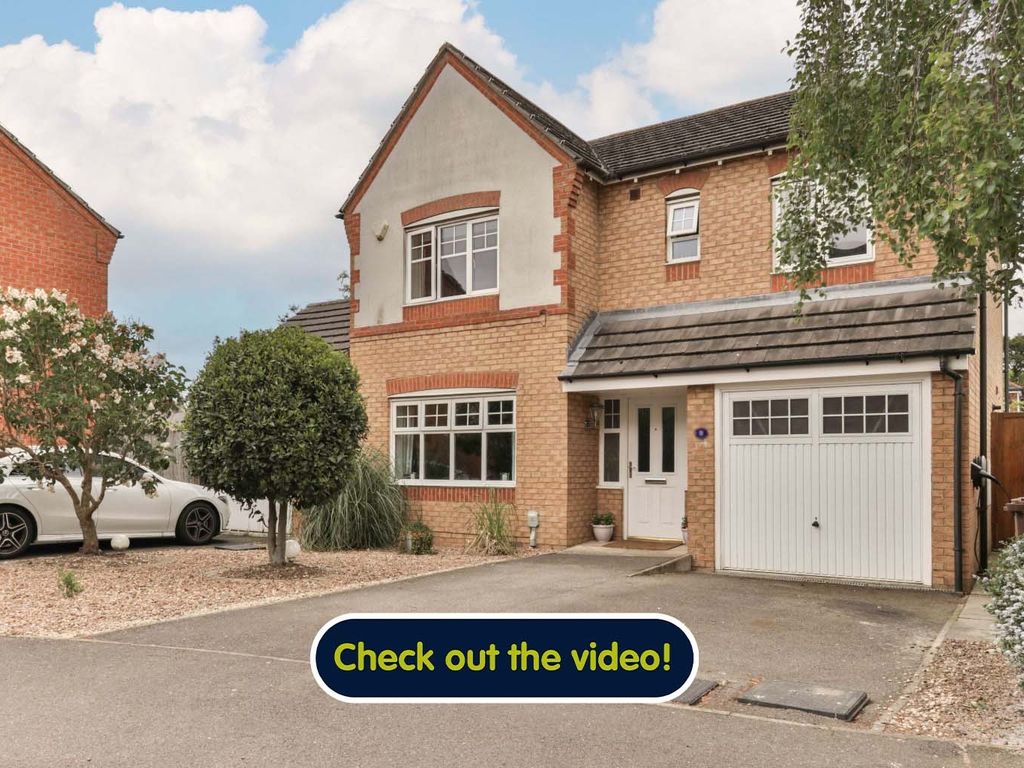 4 bed detached house for sale in Redhill Park, Hull HU6, £250,000 Zoopla