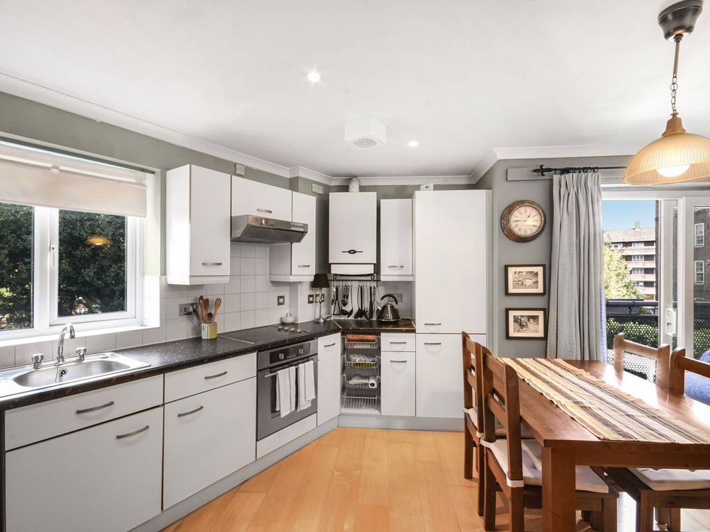 New Kent Road, Elephant And Castle, London SE1