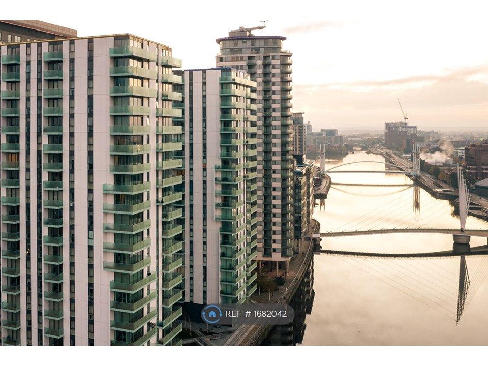 3 bed flat to rent in Leader House, Media City Uk, Salford M50 Zoopla